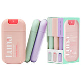 PREORDEN Luna diaria 
El set de vacaciones Mini Trio Spray-to-Wipe de Everywhere